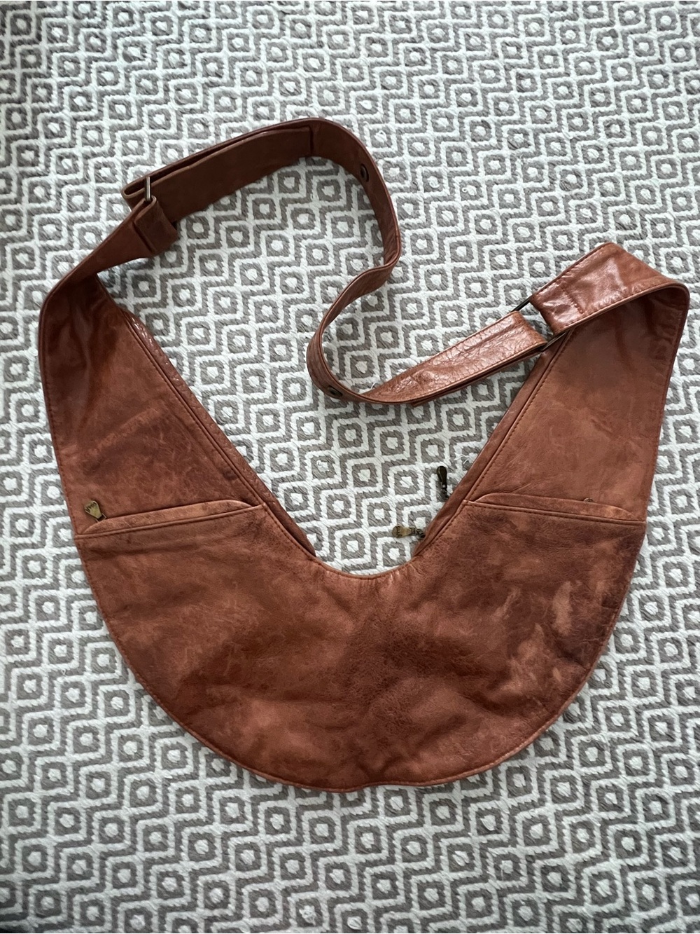 Sash Bag Leather Crossbody Purse. Cognac Brown.
